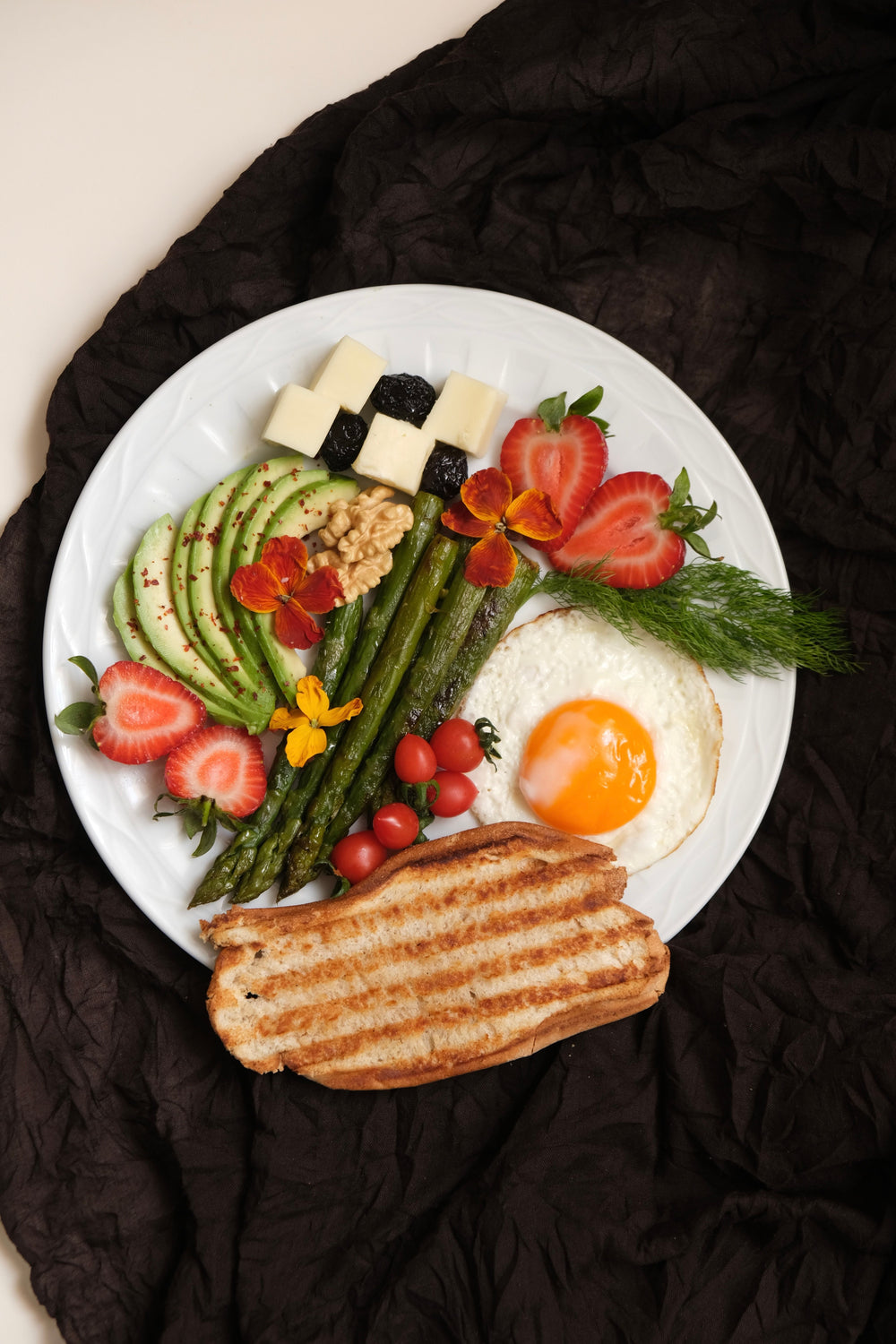 Macros vs. Micros: The Nutrient Squad You Didn't Know You Needed
